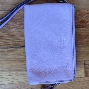 ⚡️ 2/$15 Light pink coach wristlet (pen damage)